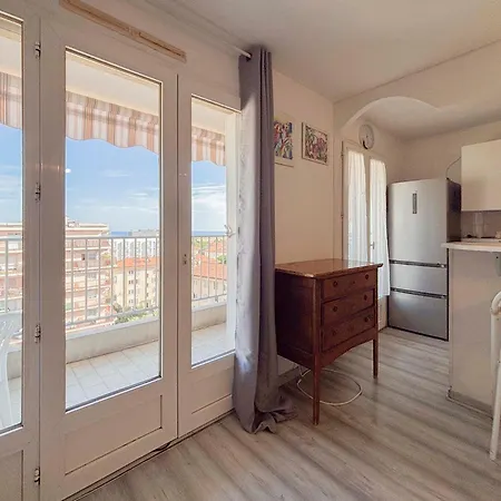 Douceur Azureenne - Wifi, Parking, Vue Mer, 4pers * Ницца